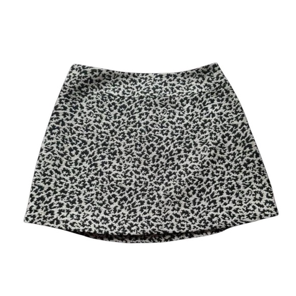Abercrombie & Fitch Mid-rise black and white leopard print skirt - Picture 4 of 4